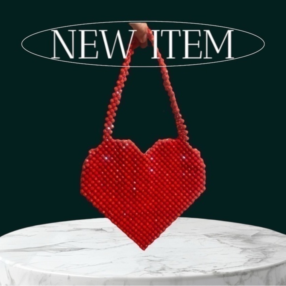 Red Heart Mini purse Clutch - Picture 1 of 9